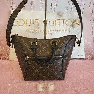 ♡ SOLD!!!! LOUIS VUITTON Tournelle PM ♡